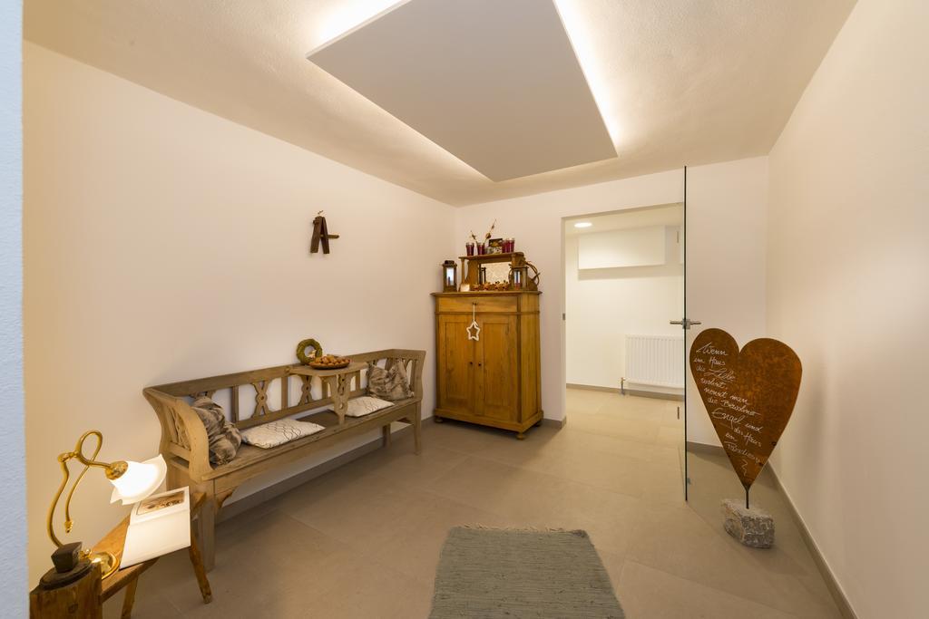 Landhaus Dax Guest House Kossen Exterior photo